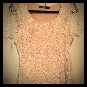 Buckle boutique feminine lace top - Medium
